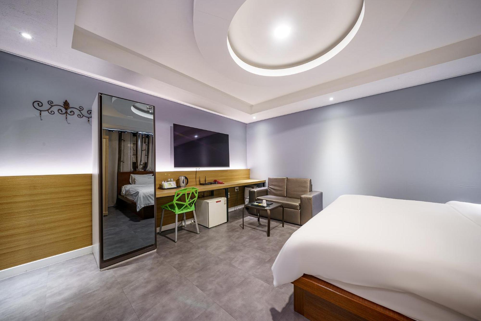 Hotel New Evergreen Mokpo Buitenkant foto