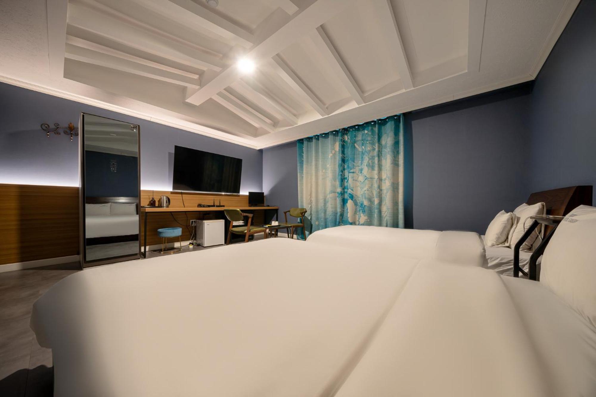 Hotel New Evergreen Mokpo Buitenkant foto